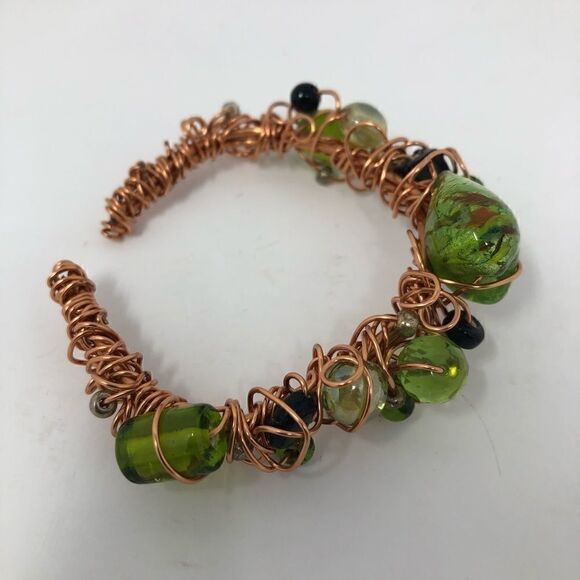 Bracelet Twisted Copper Wire Green Glass Beads - Picture 2 of 7